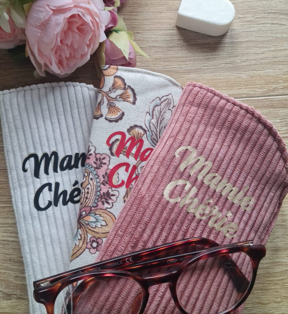 Étui à lunettes Mamie Chérie personnalisable fait main – vue 2