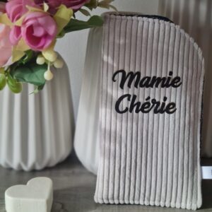 Étui à lunettes Mamie Chérie personnalisable fait main – vue 4